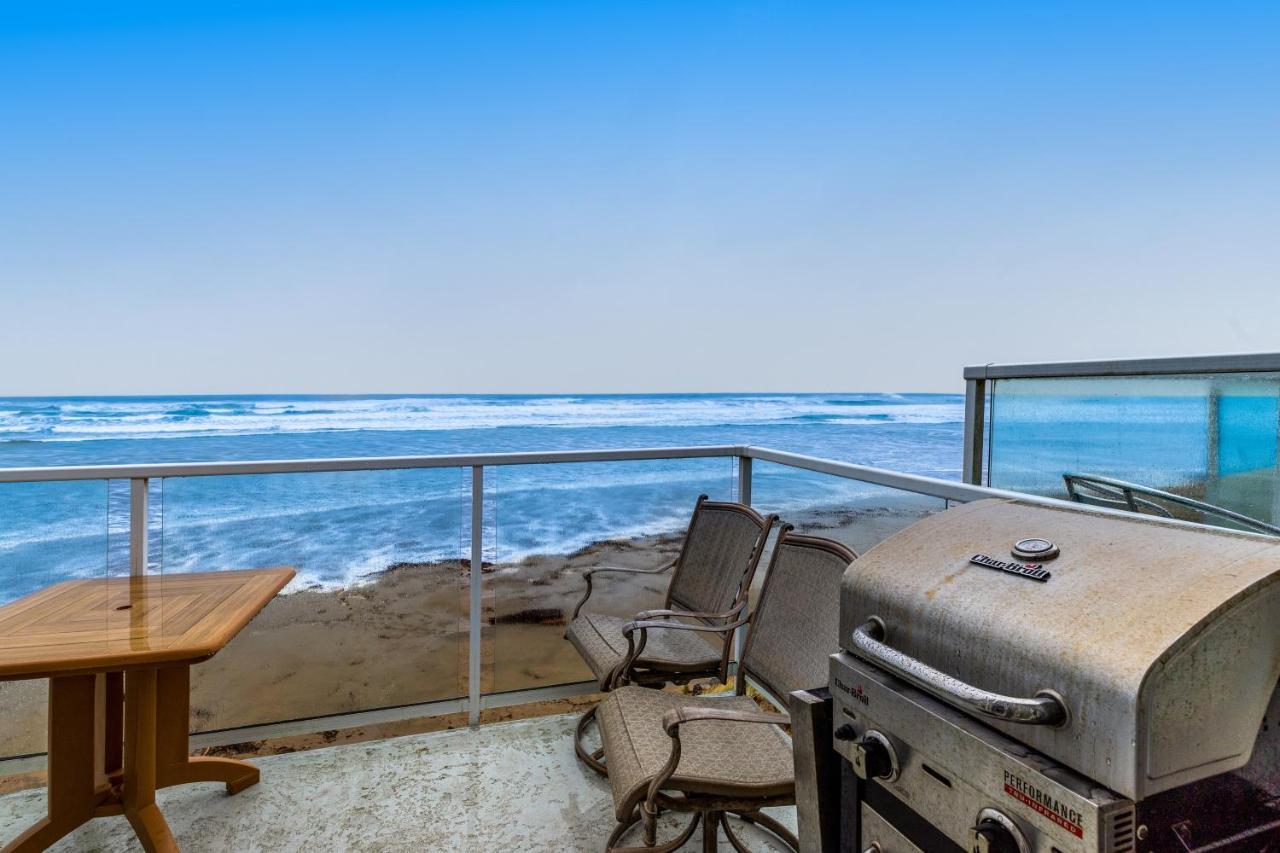 Palm Beach At Rockaway Beach Exterior photo